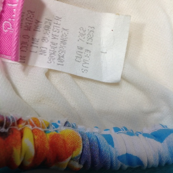 Pink Sands Large Bikini Top Swimwear - Picture 6 of 6